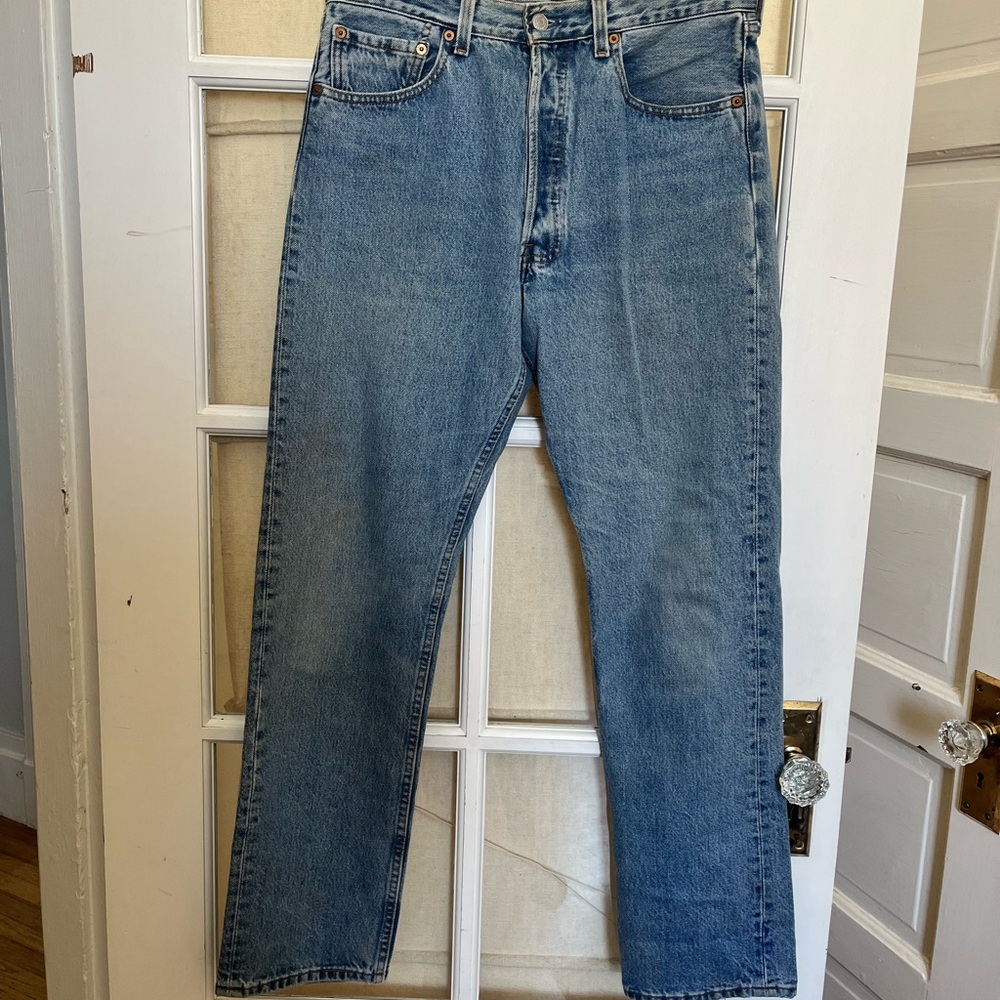 Vintage 90s long Levi’s - 31/34 - modern 28